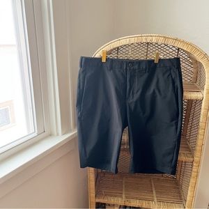 Lululemon Mens Black Flat Front Shorts Commission Slim Warpstreme